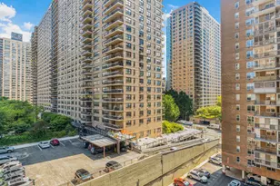 303 W 66th St, New York City, NY 10023 - Photo 11