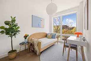 379 Ocean Pkwy, New York City, NY 11218 - Photo 19