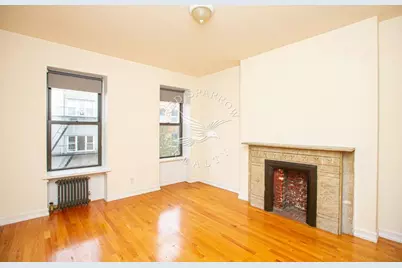 420 E 83rd Street #5E, New York City, NY 10028 - Photo 3