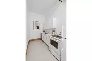 17-19 Thames St, New York City, NY 11206 - Photo 3