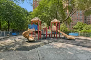 387 Grand St, New York, NY 10002 - Photo 23