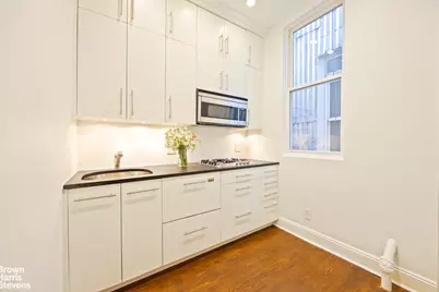 175 E 93rd Street #2B, New York City, NY 10128 - Photo 3
