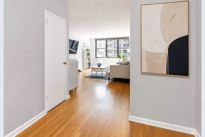 301 E 87th Street #8C, New York City, NY 10128 - Photo 3