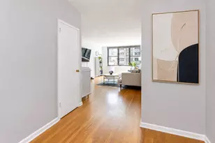 301 E 87th St, New York City, NY 10128 - Photo 3