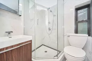226 W 13th St, New York City, NY 10011 - Photo 3