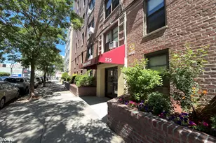 525 W 235th St, New York City, NY 10463 - Photo 17