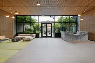 21-21 31st St, New York City, NY 11105 - Photo 15