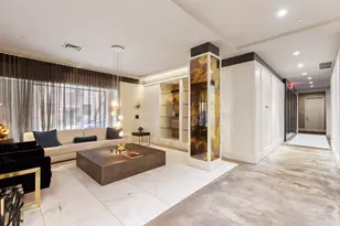 416 W 52nd St, New York City, NY 10019 - Photo 13