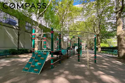 300 E 33rd Street #9M, New York City, NY 10016 - Photo 13