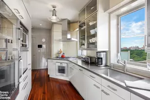 880 5th Ave, New York City, NY 10021 - Photo 13