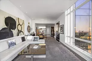 230 W 56th St, New York City, NY 10019 - Photo 21