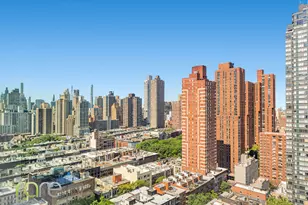 340 E 93rd St, New York City, NY 10128 - Photo 3