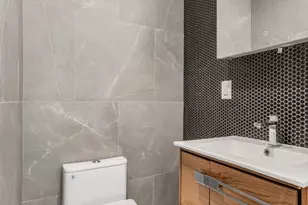 356 W 48th St, New York City, NY 10036 - Photo 13