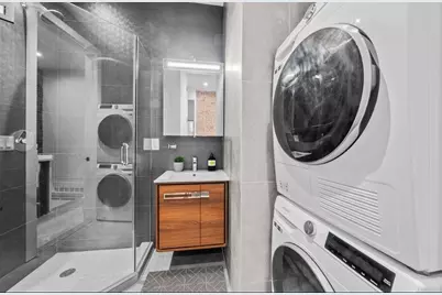 356 W 48th Street #GardenB, New York City, NY 10036 - Photo 11