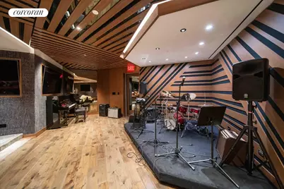 200 E 95th Street #27A, New York City, NY 10128 - Photo 29