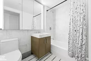 210 Warren St, New York City, NY 10282 - Photo 7