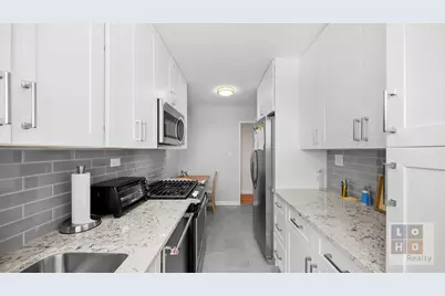 208 E Broadway #J1501, New York City, NY 10002 - Photo 7