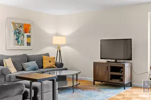 208 E Broadway, New York City, NY 10002 - Photo 1