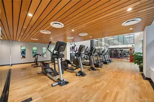 547 W 47th St, New York City, NY 10036 - Photo 19