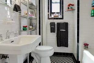 405 W 23rd St, New York City, NY 10011 - Photo 7