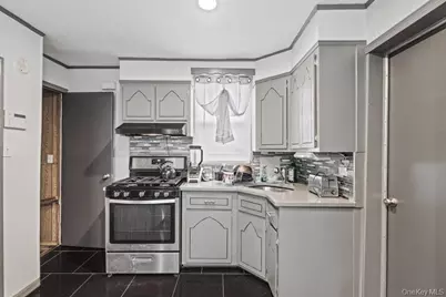 105-15 223rd Street, New York City, NY 11429 - Photo 7