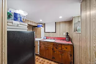 105-15 223rd St, New York City, NY 11429 - Photo 17