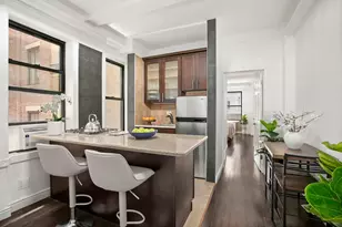116 W 72nd St, New York City, NY 10023 - Photo 3