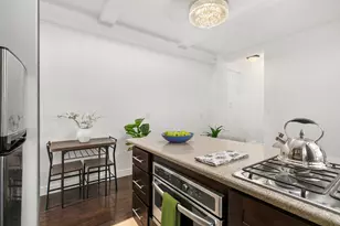 116 W 72nd St, New York City, NY 10023 - Photo 5