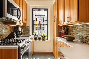 127 W 96th St, New York City, NY 10025 - Photo 5