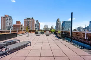 300 E 71st St, New York City, NY 10021 - Photo 15