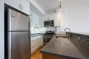 240 Frost St, New York City, NY 11211 - Photo 3