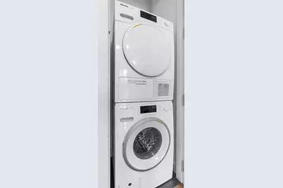 15 William Street #18C, New York City, NY 10004 - Photo 5