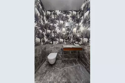 150 Charles Street #M2, New York City, NY 10014 - Photo 17