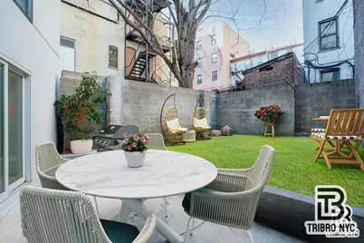 410 Lorimer Street #2R, Brooklyn, NY 11206 - Photo 5