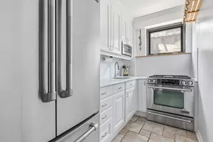 405 E 63rd St, New York City, NY 10065 - Photo 3
