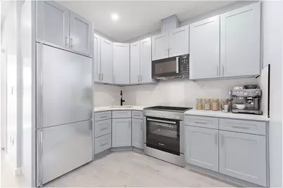 29 Kossuth Place #2F, Brooklyn, NY 11221 - Photo 3