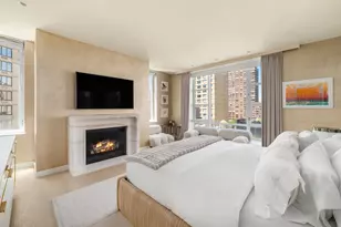 43 W 64th St, New York City, NY 10023 - Photo 27
