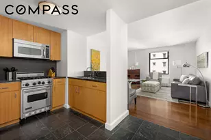 100 W 58th St, New York City, NY 10019 - Photo 5