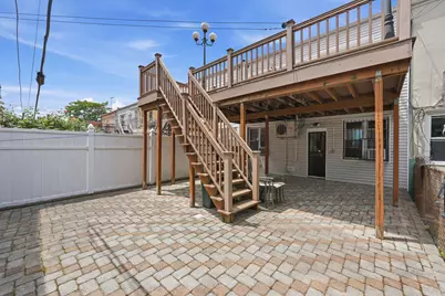 2545 Hubbard Street, New York City, NY 11235 - Photo 11