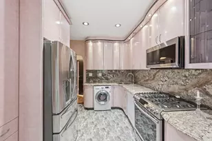 2545 Hubbard St, New York City, NY 11235 - Photo 3