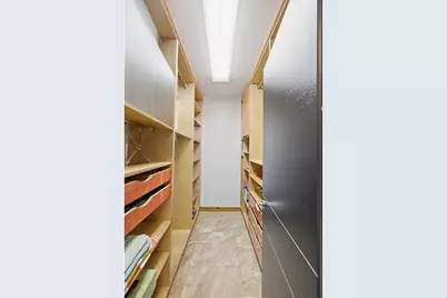 2545 Hubbard Street, New York City, NY 11235 - Photo 5
