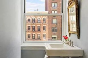 350 E 57th St, New York City, NY 10022 - Photo 5