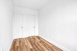 327 Midwood St, New York City, NY 11225 - Photo 17