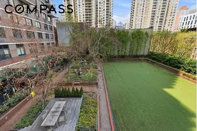 515 E 72nd Street #11N, New York City, NY 10021 - Photo 11
