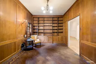 502 E 17th St, New York City, NY 11226 - Photo 5