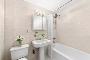 201 Clinton Ave, New York City, NY 11205 - Photo 7