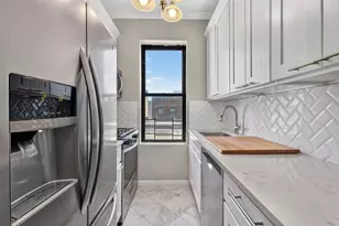 24-39 38th St, New York City, NY 11103 - Photo 3