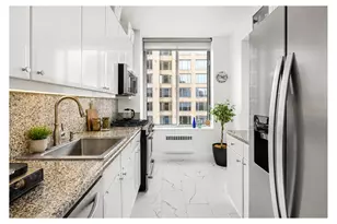 200 Riverside Blvd, New York City, NY 10069 - Photo 5