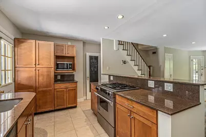99-13 Ascan Avenue, New York City, NY 11375 - Photo 9