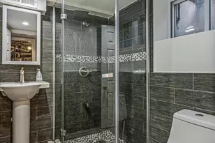 99-13 Ascan Ave, New York City, NY 11375 - Photo 31